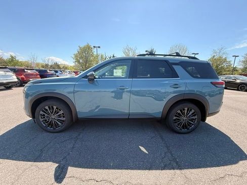 New 2026 Nissan Pathfinder SL image 9