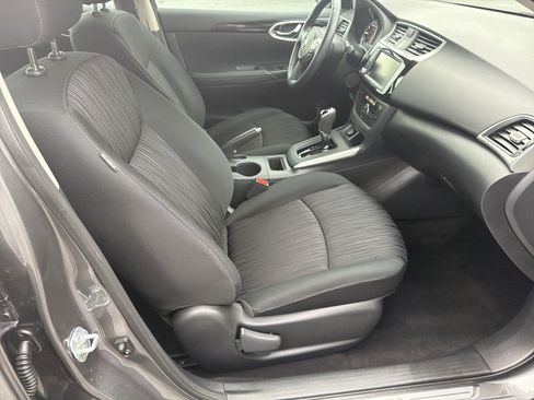 Used 2019 Nissan Sentra SV FWD image 16