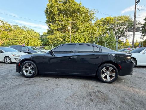 Used 2015 Dodge Charger SE w/ Sport Appearance Group RWD image 12