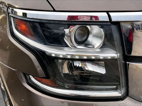 Used 2015 Chevrolet Suburban LTZ AWD/4WD image 27