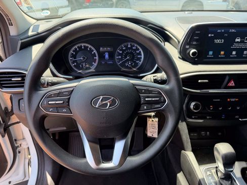 Used 2019 Hyundai Santa Fe SE FWD image 16