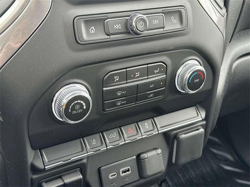 Used 2025 GMC Sierra 2500 Pro image 13