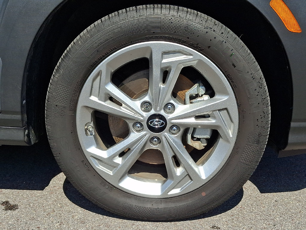 Used 2023 Hyundai Kona SEL AWD/4WD image 11