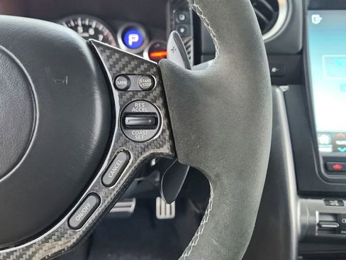 Used 2010 Nissan GT-R Premium image 28