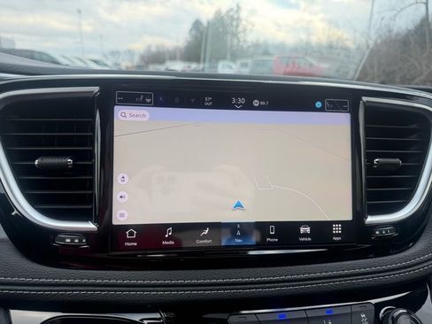 New 2026 Chrysler Pacifica Limited w/ S Appearance Package FWD image 66