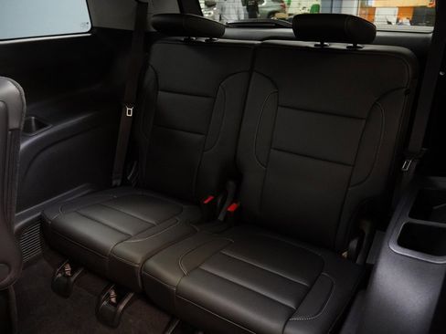 Certified 2023 GMC Acadia SLT w/ Elevation Edition image 23