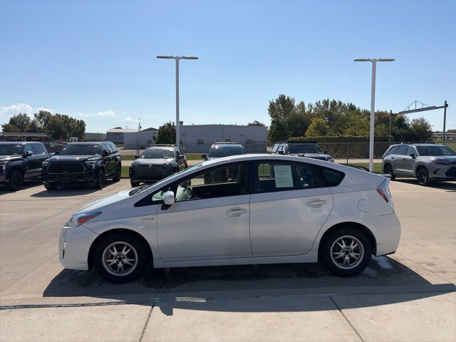 Used 2011 Toyota Prius Four FWD image 2