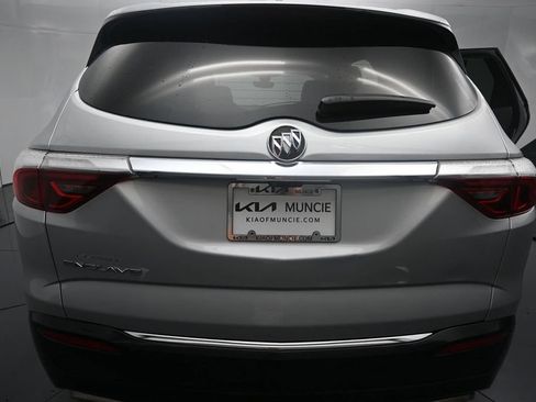 Used 2022 Buick Enclave Premium FWD image 9