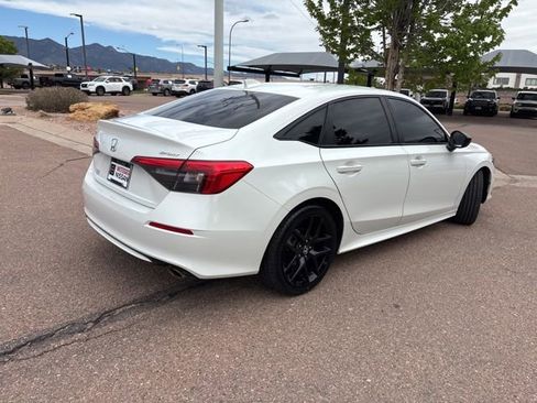 Used 2023 Honda Civic Sport image 9