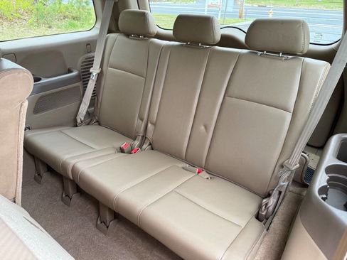Used 2004 Honda Pilot EX image 16