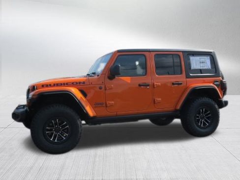 New 2025 Jeep Wrangler Unlimited Rubicon w/ XTREMEE 35" Tire Package image 6