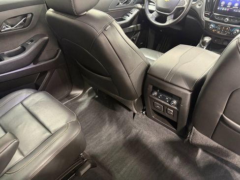 Used 2021 Chevrolet Traverse Premier w/ Redline Edition image 36