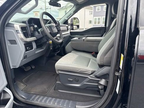 Used 2024 Ford F250 XLT w/ Snow Plow Prep Package image 23