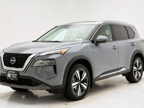 Used 2023 Nissan Rogue SL w/ SL Premium Package AWD/4WD image 2