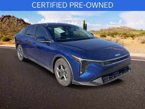 Certified 2025 Kia K4 image 2