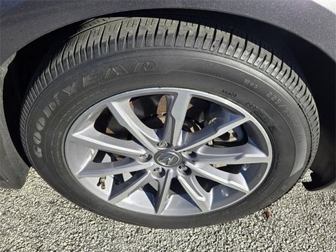 Used 2018 Acura TLX w/ Technology Package image 10