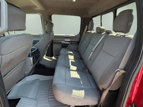 Used 2017 Ford F150 XLT w/ Equipment Group 302A Luxury AWD/4WD image 19