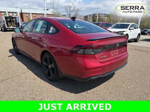 Used 2023 Honda Accord Sport image 4