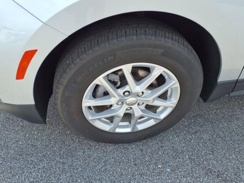 Used 2022 Chevrolet Equinox LT image 6