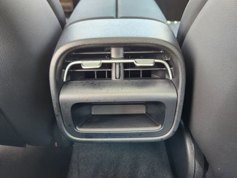 Used 2026 Mercedes-Benz E 350 4MATIC Sedan image 13