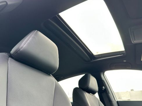 Used 2024 Honda Accord Sport image 17