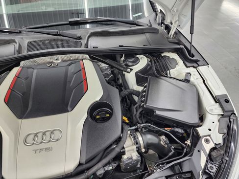 Used 2018 Audi S5 Premium Plus w/ Navigation Package image 17