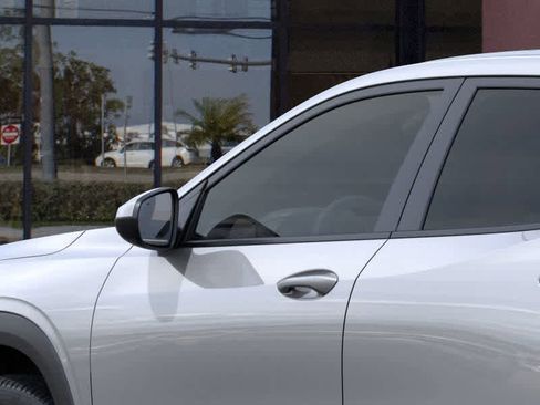 New 2026 Chevrolet Trax LS w/ LS Convenience Package image 12