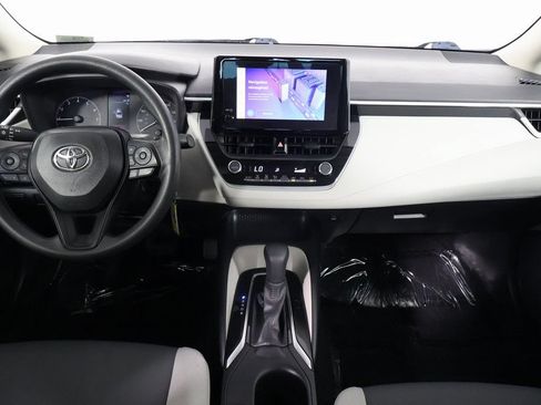 Used 2024 Toyota Corolla LE FWD image 8