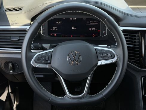Used 2023 Volkswagen Atlas Cross Sport SE w/ Black Wheel Package FWD image 15