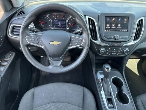 Used 2020 Chevrolet Equinox LT image 12