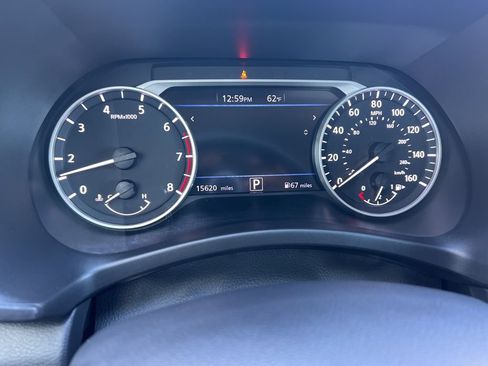 Used 2023 Nissan Sentra SV w/ Trunk Package image 24