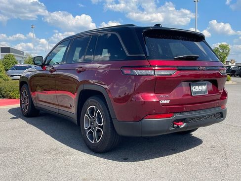 Used 2022 Jeep Grand Cherokee Trailhawk image 5
