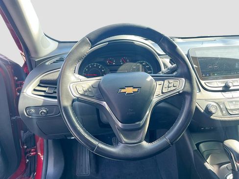 Used 2022 Chevrolet Malibu RS FWD image 11