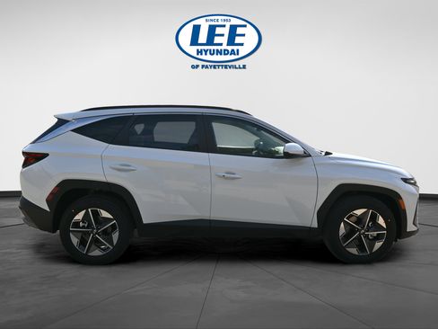 Certified 2026 Hyundai Tucson SEL FWD image 2