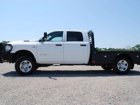 Used 2022 RAM 3500 Tradesman AWD/4WD image 2