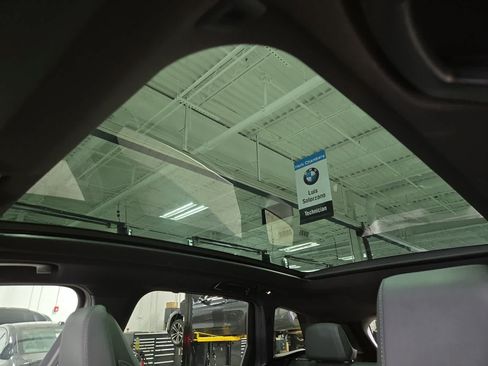Used 2025 BMW X3 xDrive30i w/ Premium Package AWD/4WD image 34