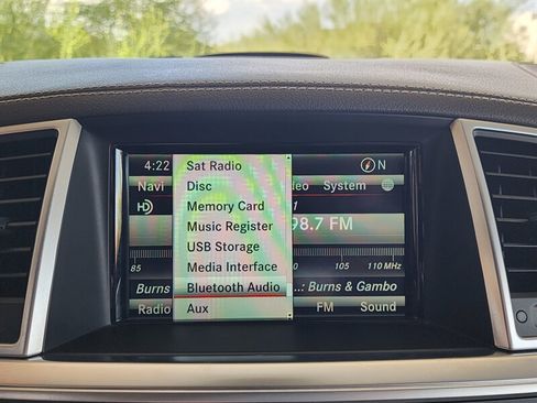 Used 2015 Mercedes-Benz GL 450 4MATIC w/ Lighting Package image 45