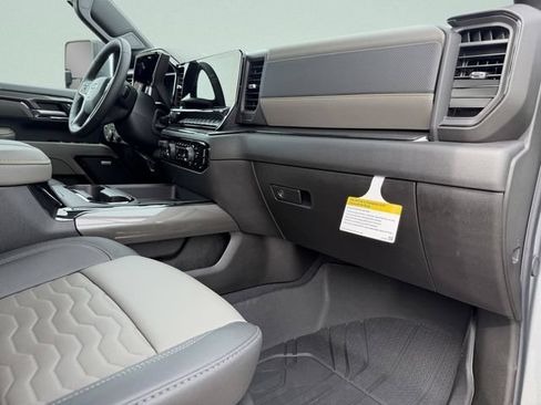 New 2026 Chevrolet Silverado 2500 ZR2 AWD/4WD image 16