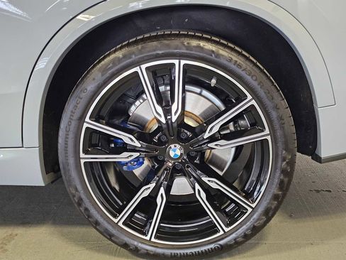 Used 2024 BMW X5 M60i image 8