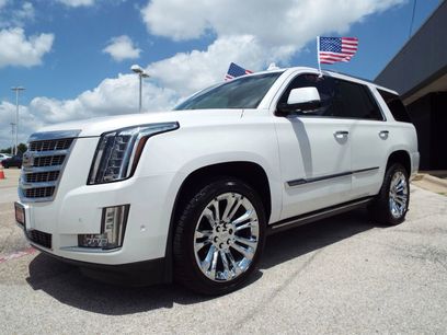 Used 2017 Cadillac Escalade Premium Luxury w/ LPO, Radiant Package