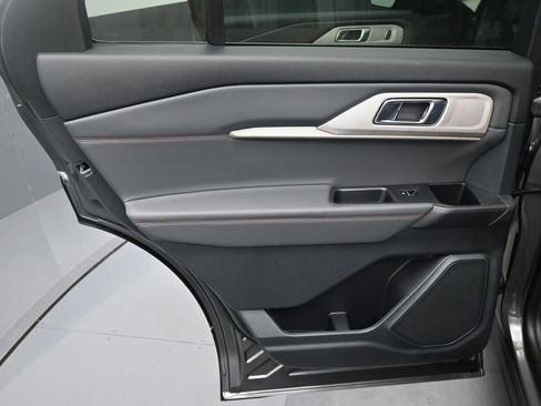 New 2026 Ford Explorer Active image 3