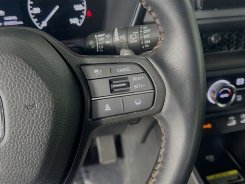 Used 2025 Honda CR-V Sport-L image 18