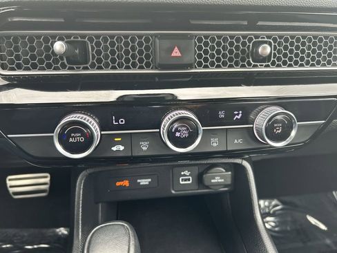 Used 2023 Honda Civic Sport image 18