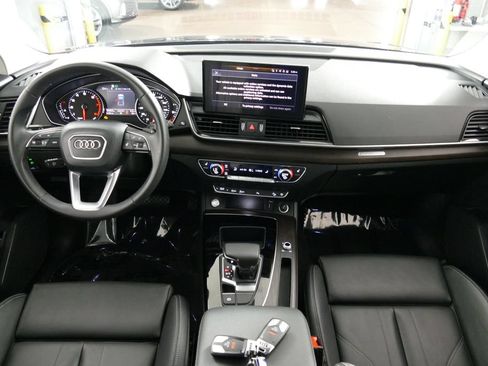Used 2024 Audi Q5 2.0T Premium AWD/4WD image 25