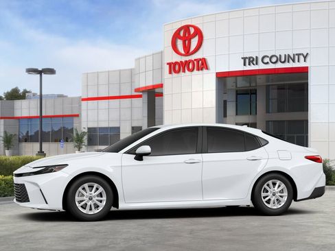 New 2026 Toyota Camry LE FWD image 3