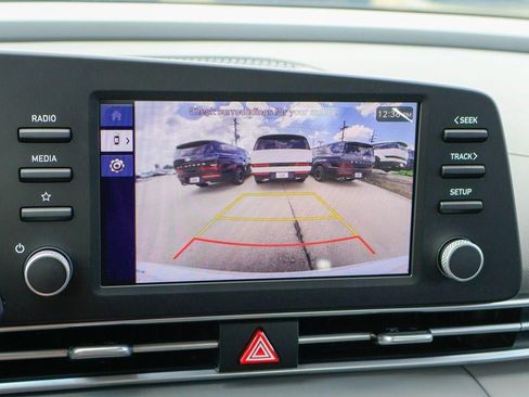 New 2026 Hyundai Elantra SE FWD image 4