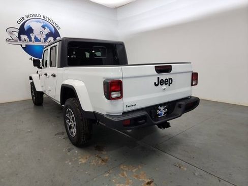 New 2025 Jeep Gladiator Sport image 6