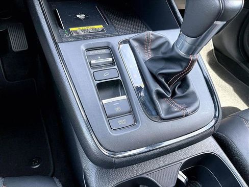 Used 2025 Honda CR-V Sport-L image 32