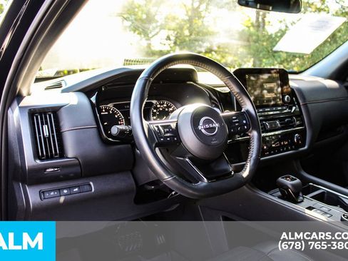 Used 2025 Nissan Pathfinder Rock Creek AWD/4WD image 32