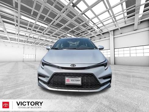 Used 2026 Toyota Corolla XSE FWD image 9